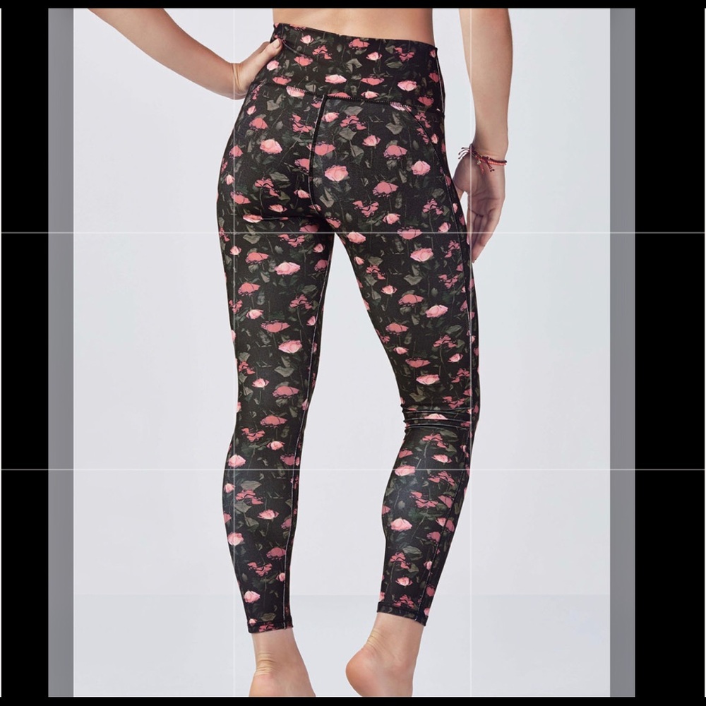 Fabletics high-waisted printed powerhold 7/8